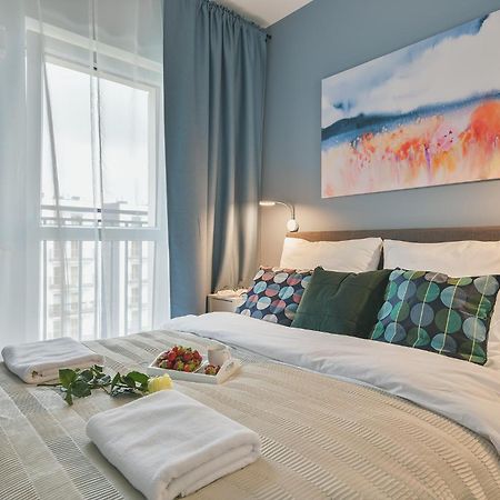 Okecie Airport Studio Bakalarska 2 P&O Serviced Apartments Варшава Экстерьер фото