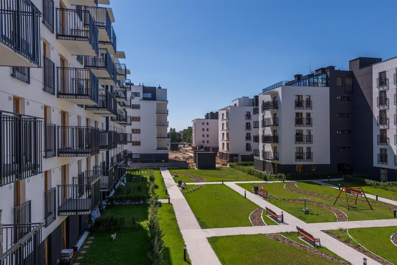 Okecie Airport Studio Bakalarska 2 P&O Serviced Apartments Варшава Экстерьер фото